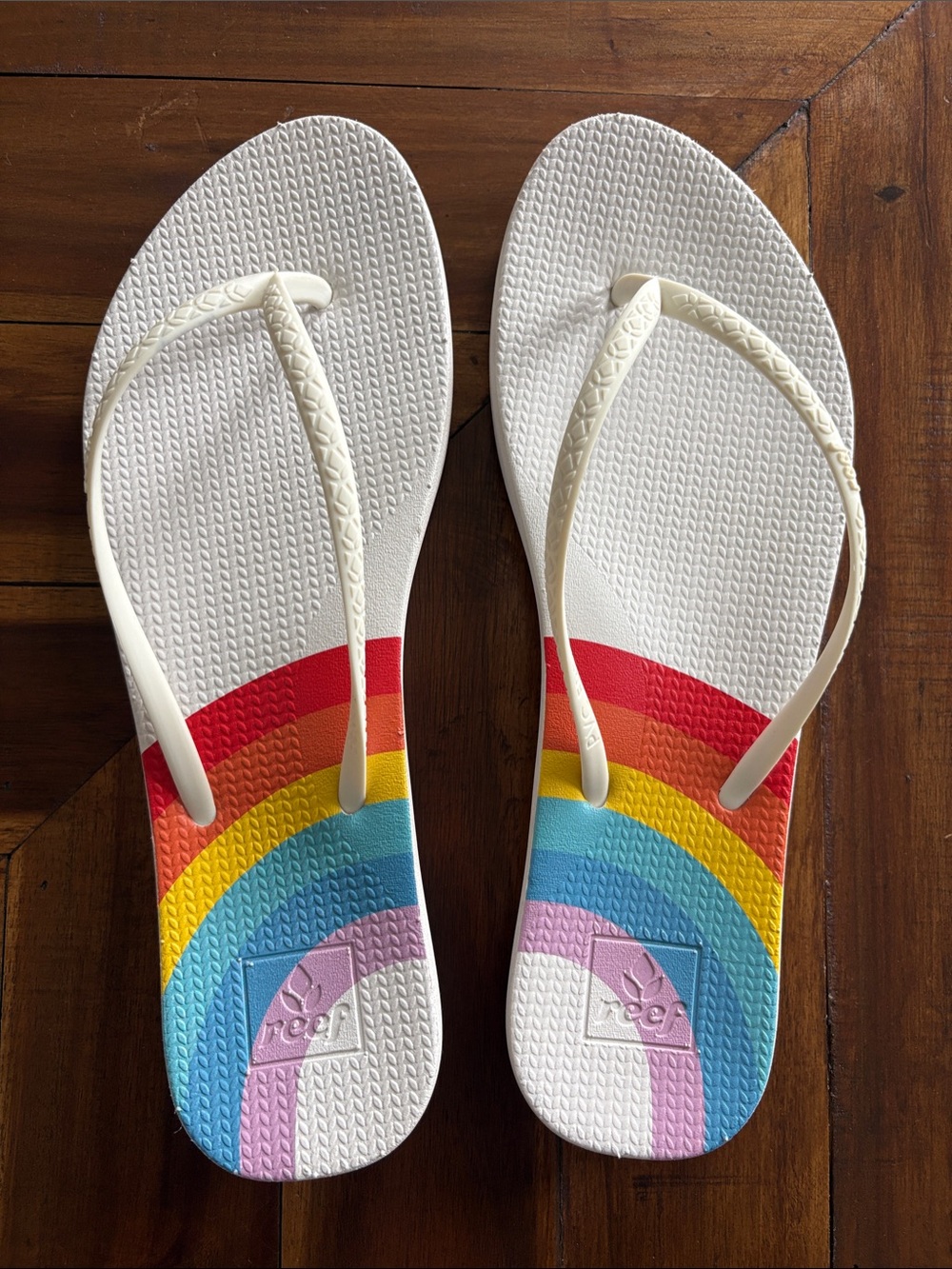 Women’s Reef Pride Flip Flops Size 9